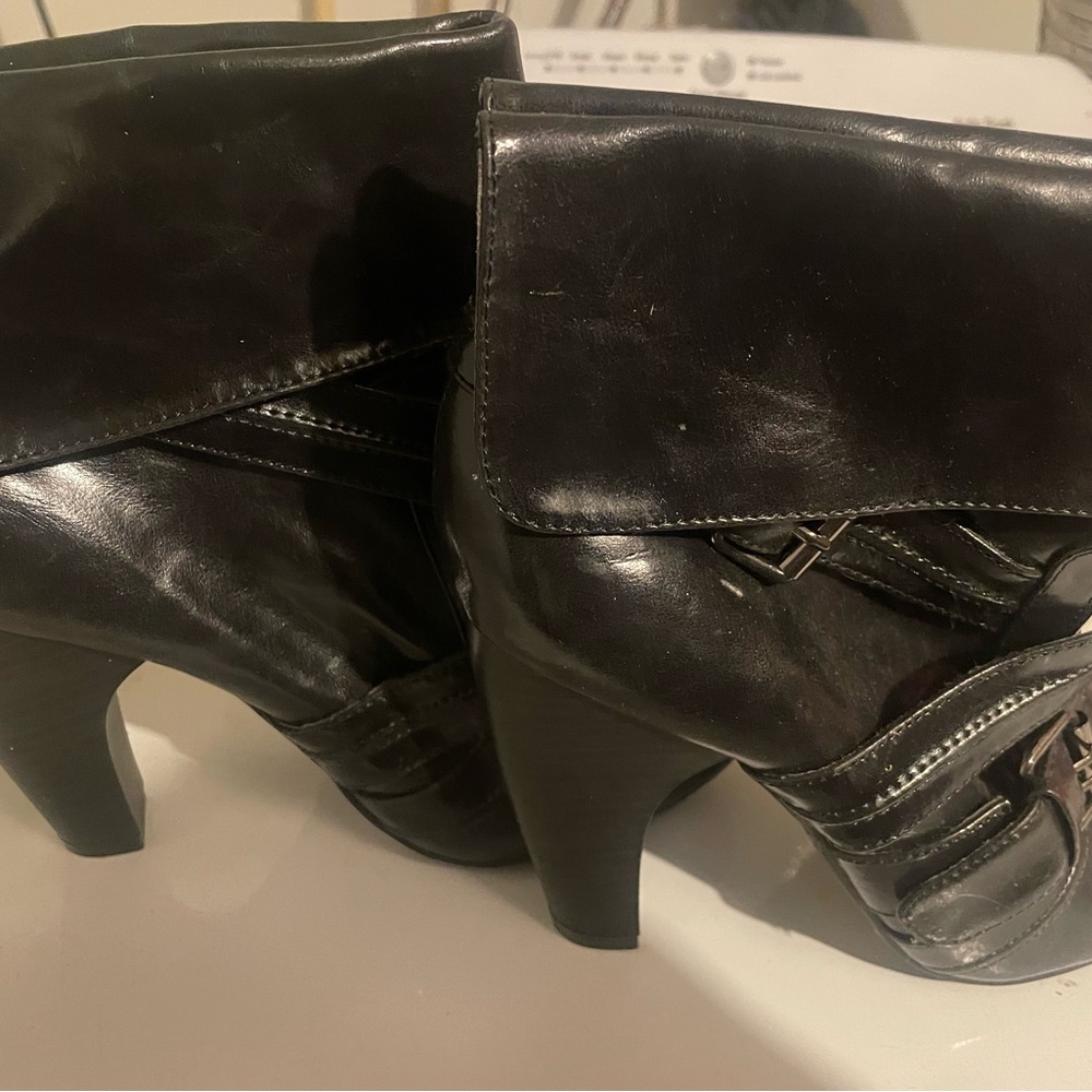 Elegant Black Women's Heeled Boots
